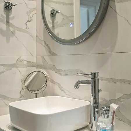 Apartament White Armonia Saloniki