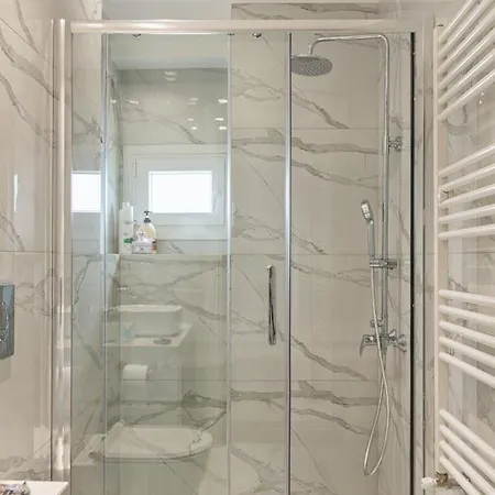 White Armonia Apartment Thessaloniki